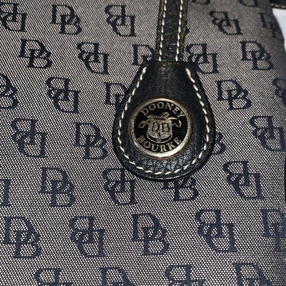 Gently Loved Dooney & Bourke Canvas and Leather Shoulder Bag - Picture 4 of 10